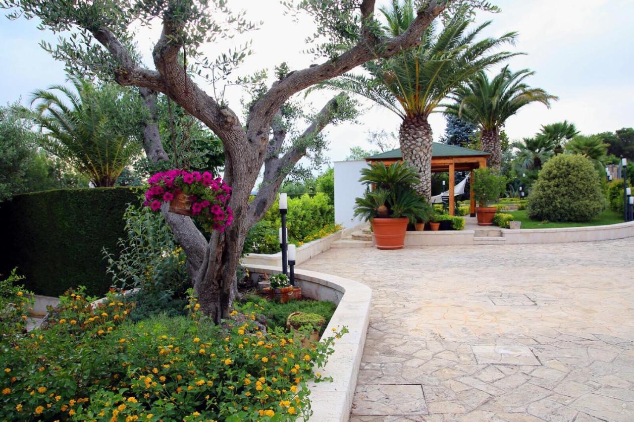 Bed and Breakfast Trullo al Monte Ceglie Messapica Esterno foto