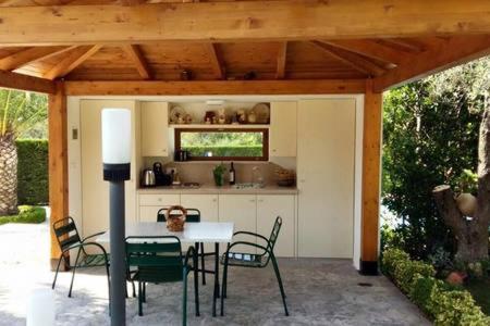 Bed and Breakfast Trullo al Monte Ceglie Messapica Esterno foto